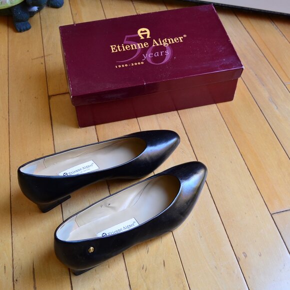 Vintage Etienne Aigner Madrid Leather Heels in Classic Black Size 9 - Picture 1 of 13